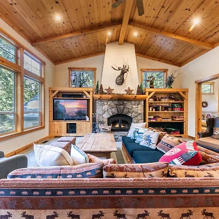 Indian Hills At Northstar - Spacious 4 Bedroom Private Hot Tub, Wood Fireplace, And Hoa Amenities